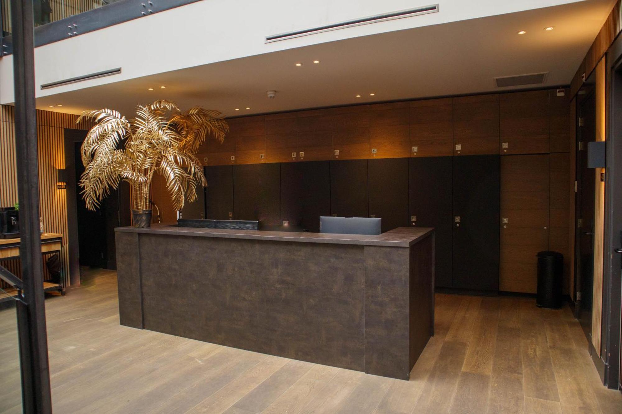 Manzo'S Suites Zaandam Bagian luar foto