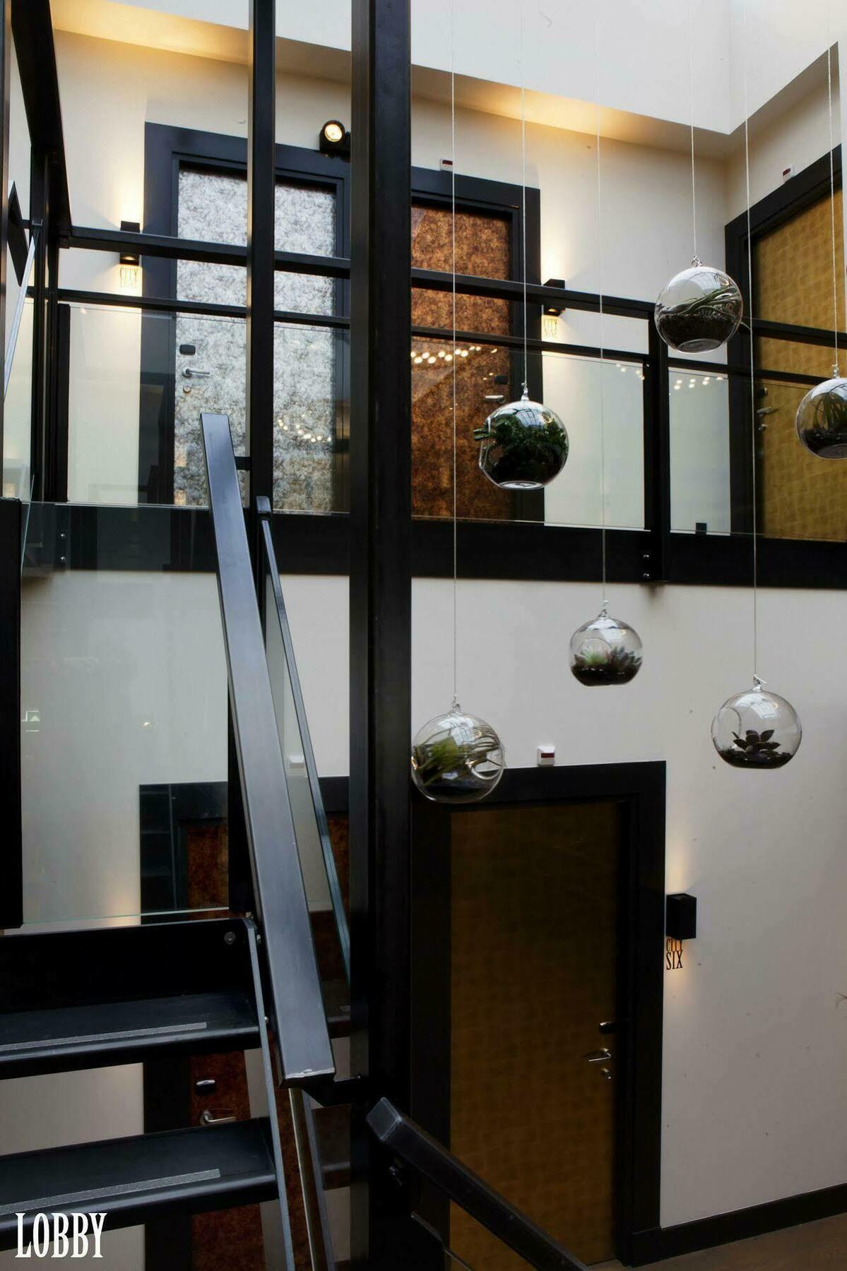 Manzo'S Suites Zaandam Bagian luar foto